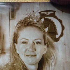 Meet your Posher, Dawn